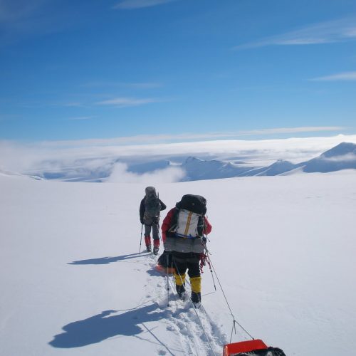 Powrót do Mt Vinson Base Camp po udanym wejściu szczytowym